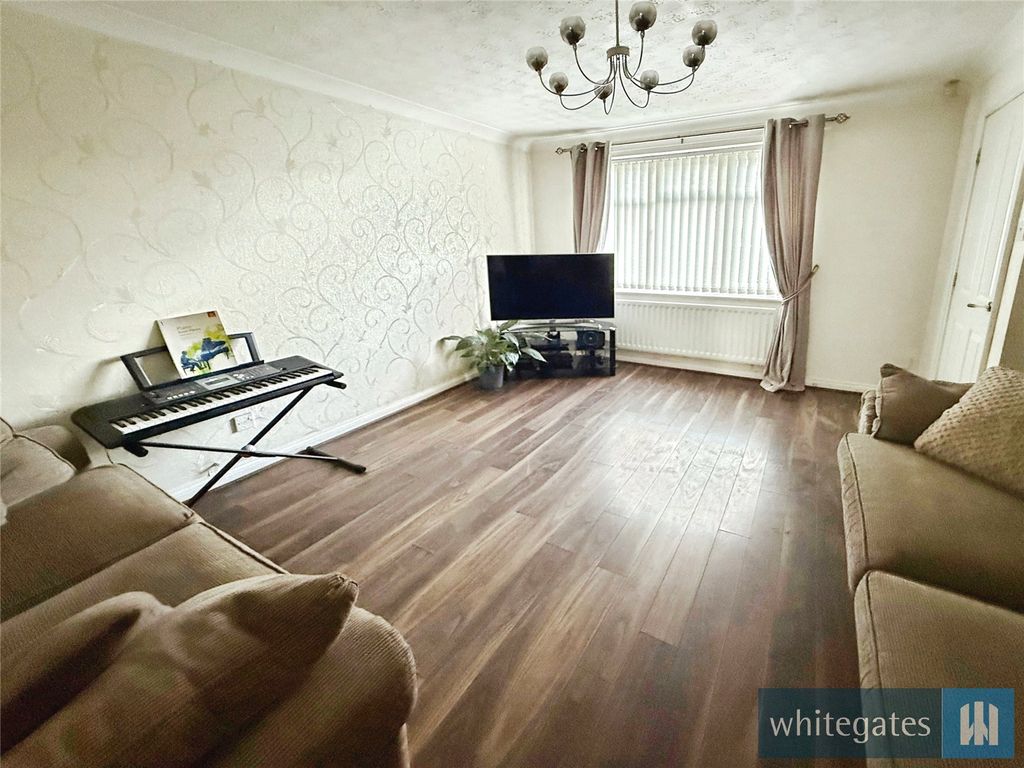 Property photo 3 of 25 Picture No. 11