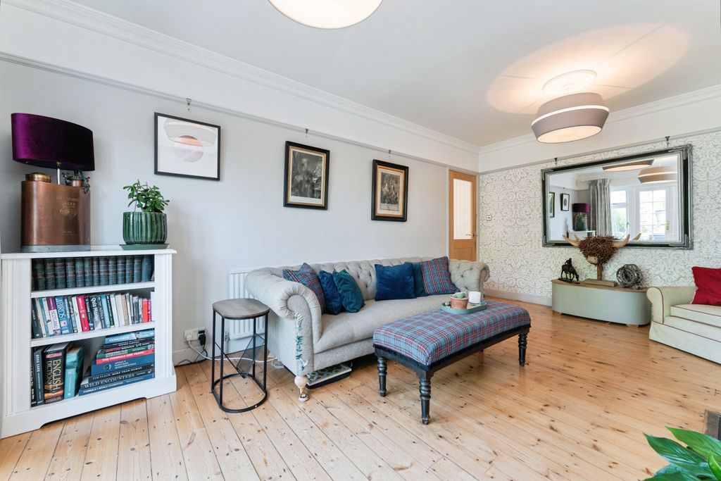 Additional image 8 of 3 bed semi-detached house for salePerne Road, Cambridge CB1