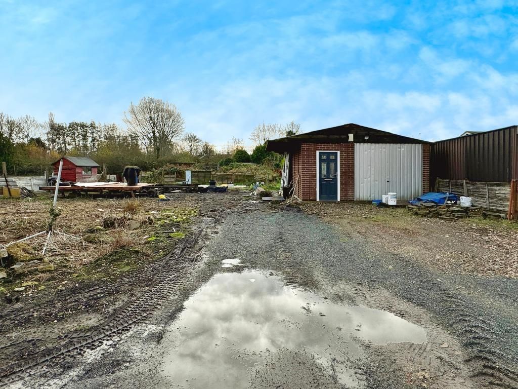 Property photo 3 of 19 Photo 3