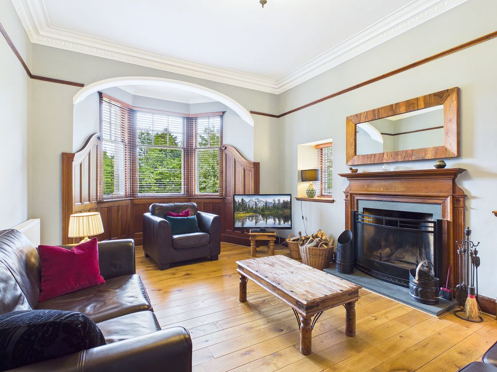 Property photo 2 of 55
