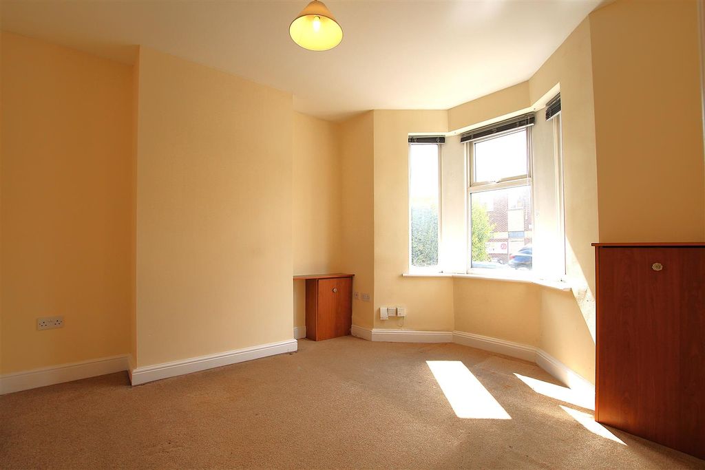Property photo 2 of 9 Img_2666.Jpg