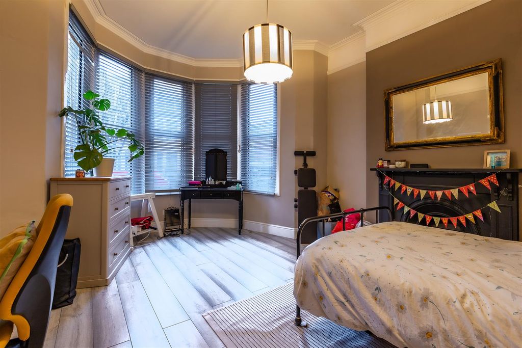 Property photo 2 of 23 12-15.Jpg