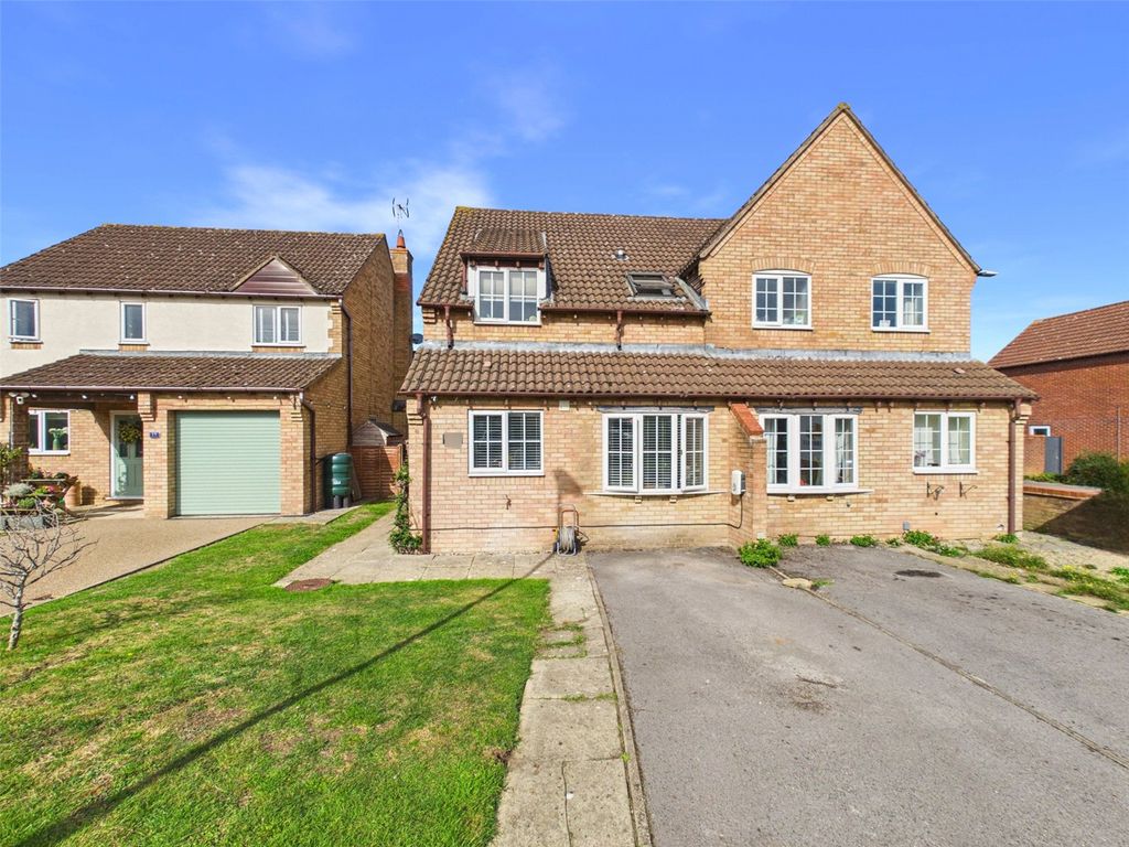 Property photo 1 of 16 Picture No. 01