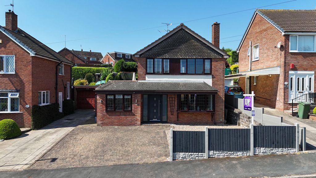 Property photo 1 of 30