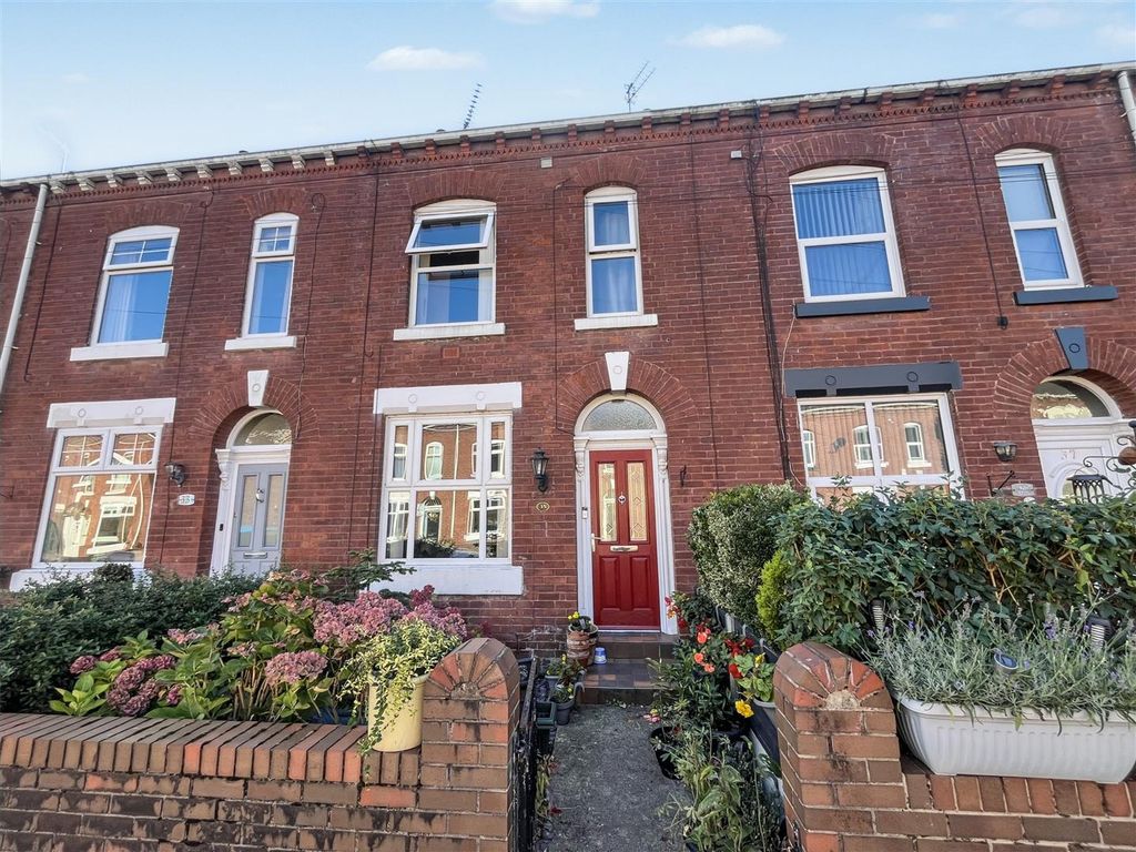 Property photo 1 of 19 Main Photo