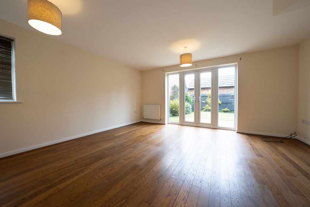 Property photo 2 of 21 Dsc06304