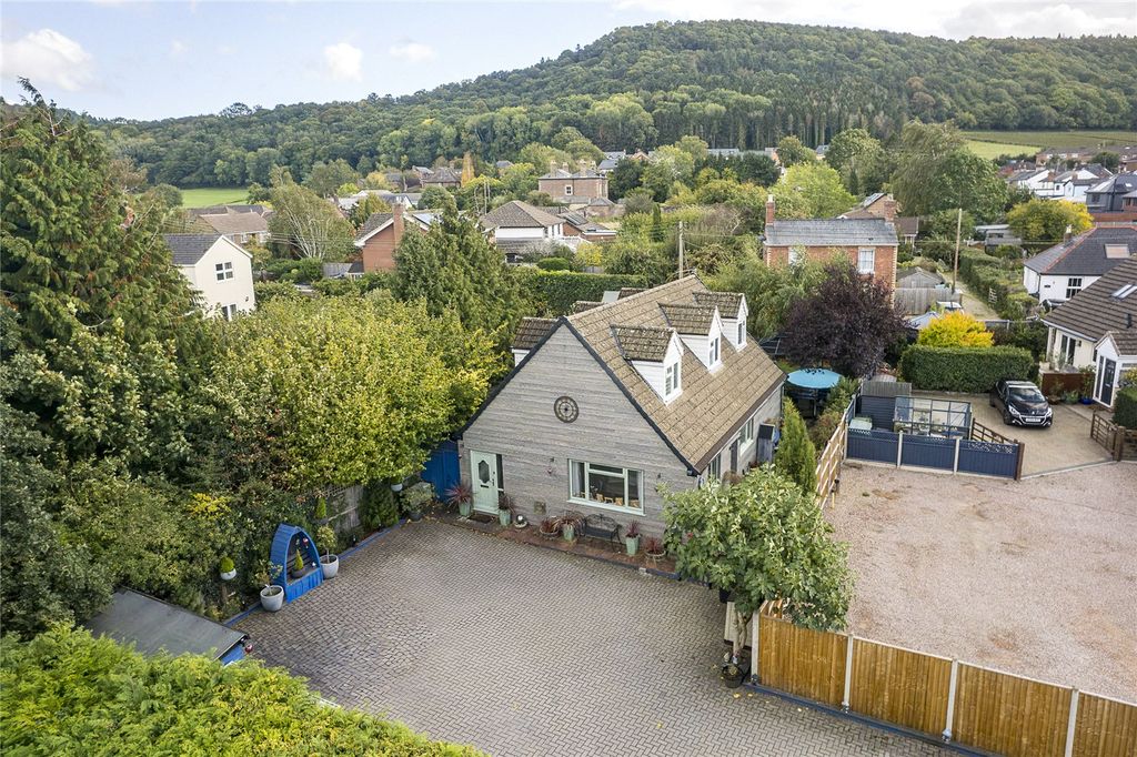 Property photo 1 of 19 Picture No. 32