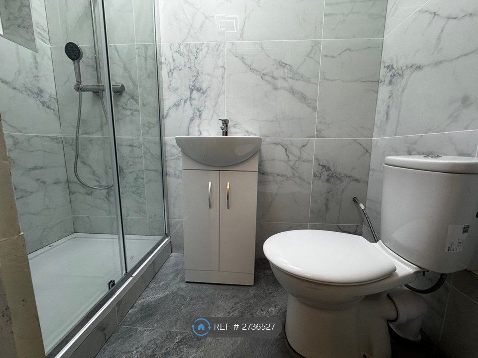 Property photo 2 of 3