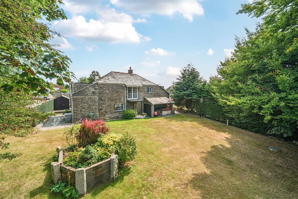 Property photo 1 of 24