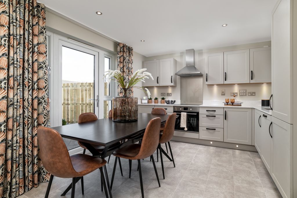 Property photo 2 of 10 The Fenton