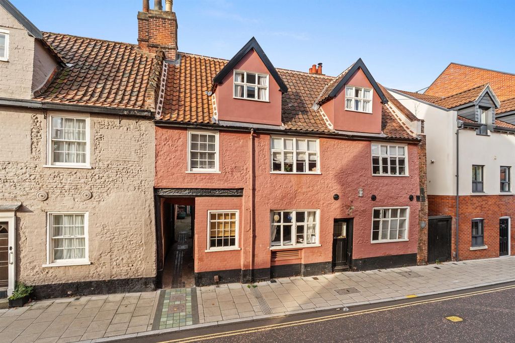 Property photo 1 of 19 164-Kingstreet-002.Jpg