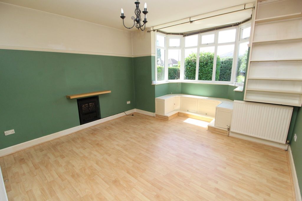 Property photo 3 of 21