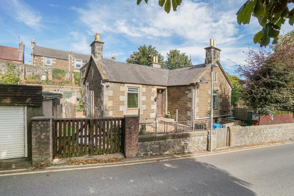 Property photo 1 of 26 Lev1382Pem External.Jpg