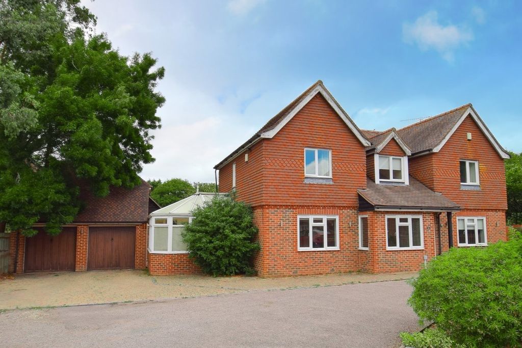 Property photo 1 of 23