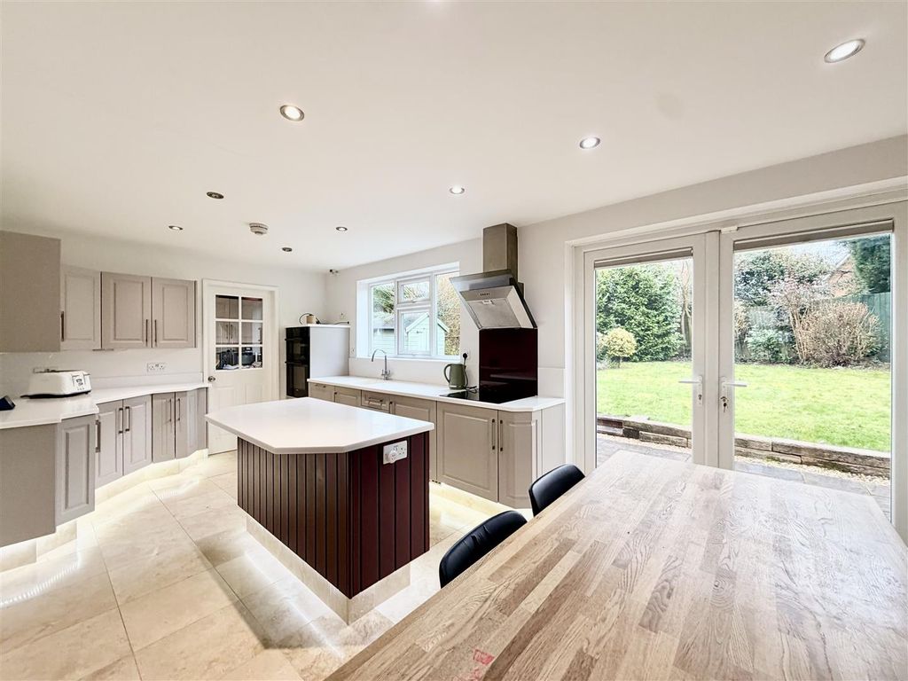 Property photo 2 of 29 2