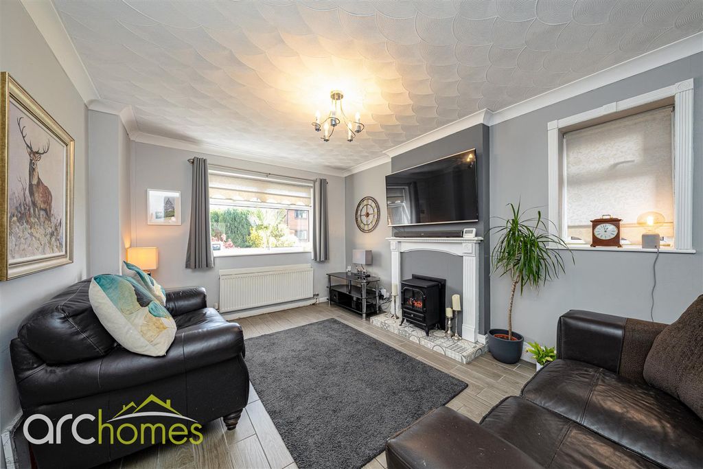 Property photo 2 of 27 Elsdon-7.Jpg