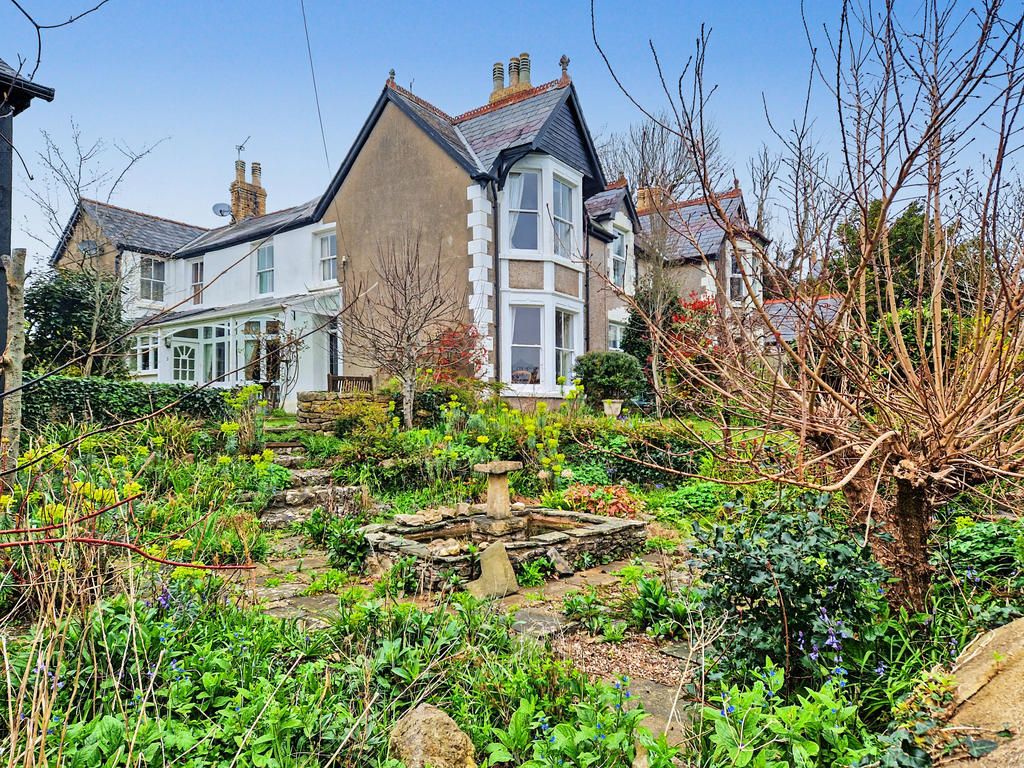 Property photo 1 of 37