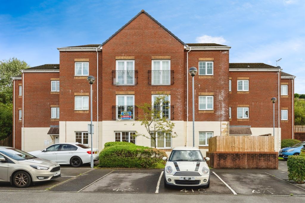 Property photo 1 of 13