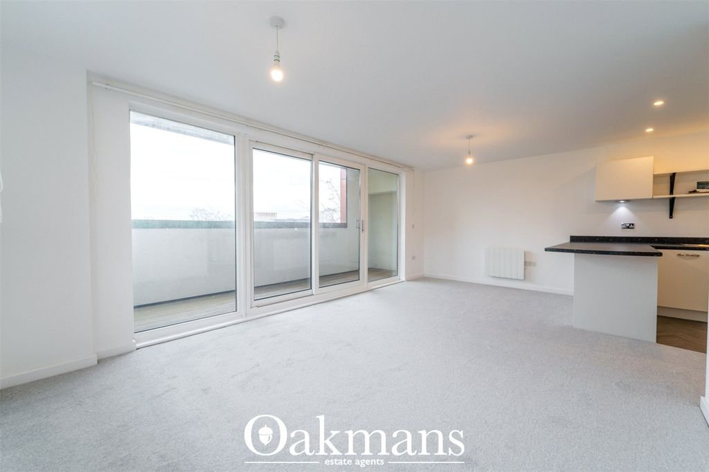 Property photo 2 of 23 Picture No. 10