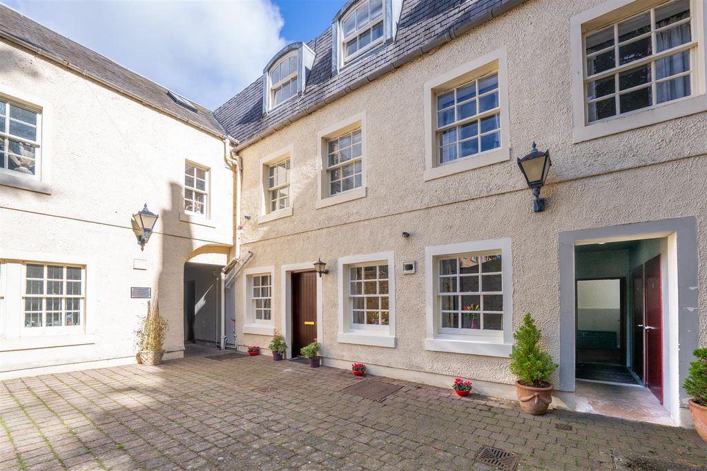 Property photo 2 of 16 3_Havannah_Court-02.Jpg