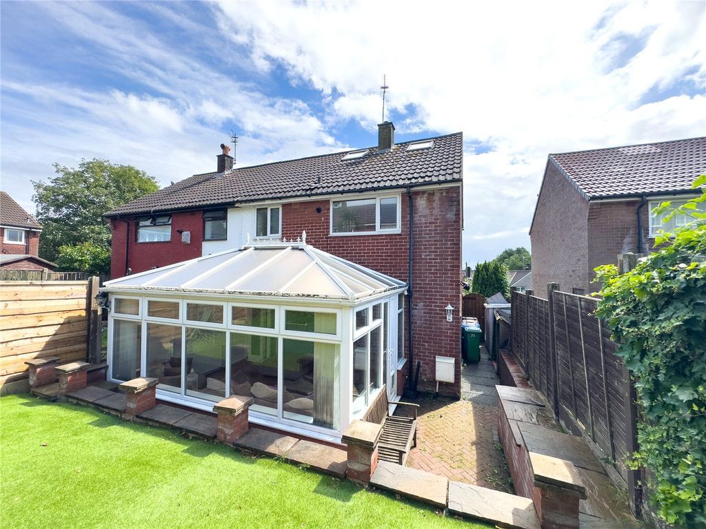 Property photo 2 of 27 Picture No. 26