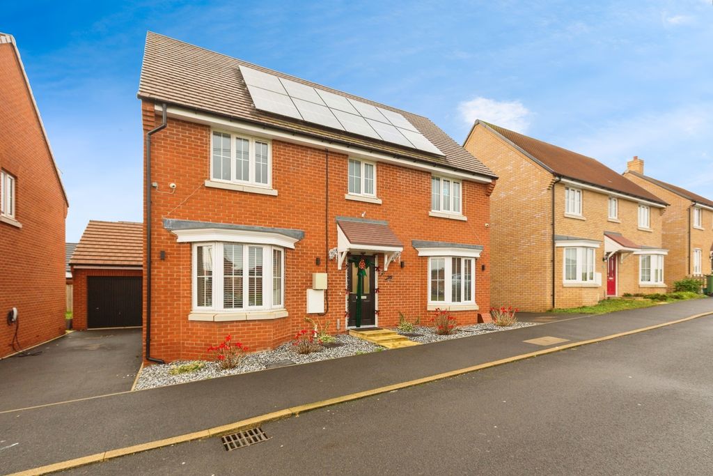 Property photo 1 of 20 Pbox-Img.Jpg