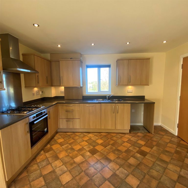 Property photo 2 of 10 Picture No. 02