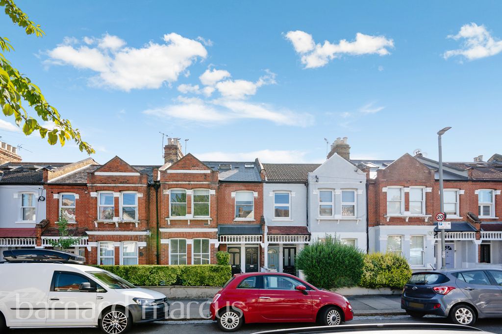 Property photo 1 of 12