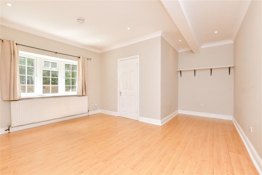 Property photo 3 of 16 Living Room