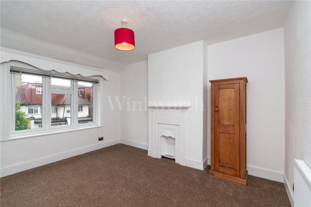 Property photo 3 of 10 Picture No. 07