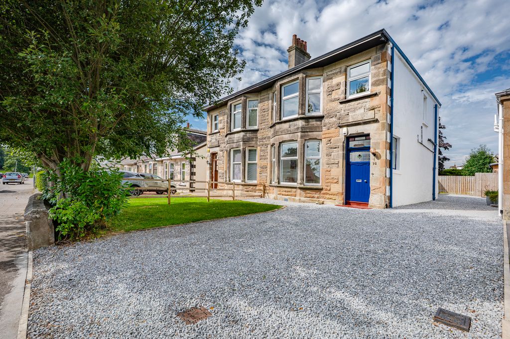 Property photo 1 of 63