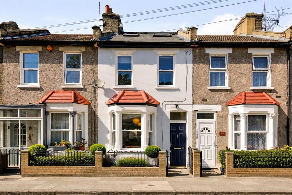 Property photo 1 of 19