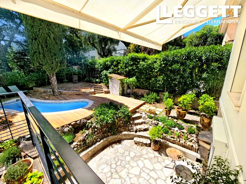 Property photo 2 of 10