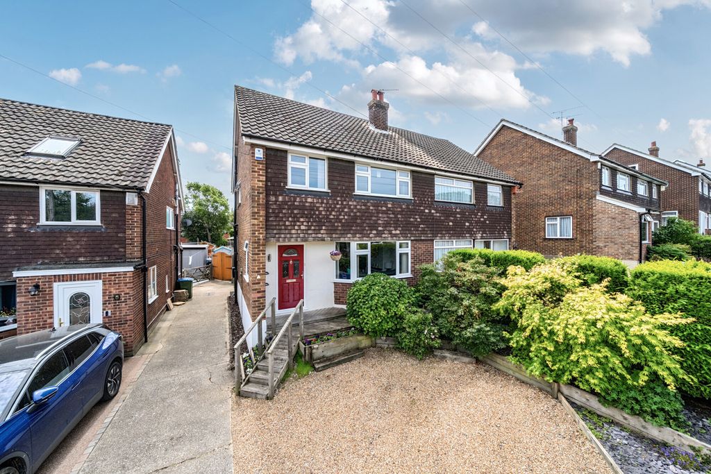 Property photo 1 of 22 1465251-2-6A1d726...