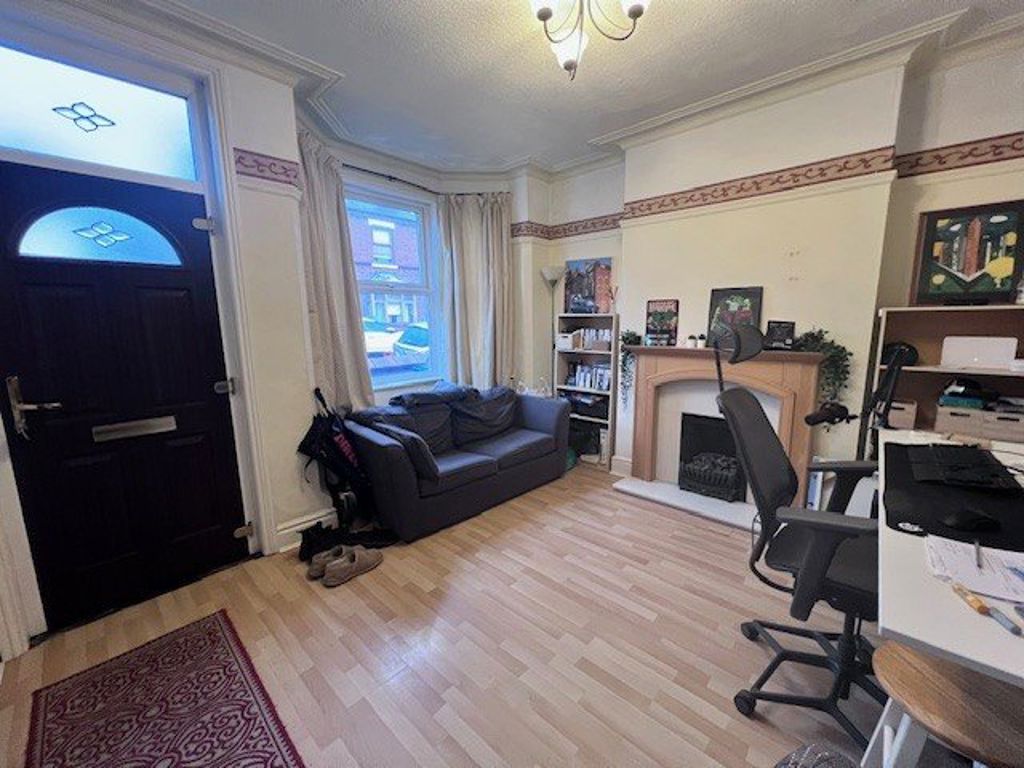 Property photo 2 of 9