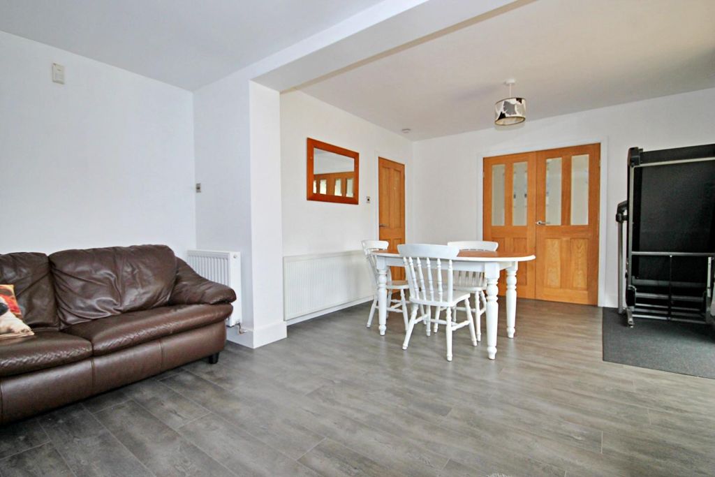 Property photo 2 of 21 Img_3912.Jpg