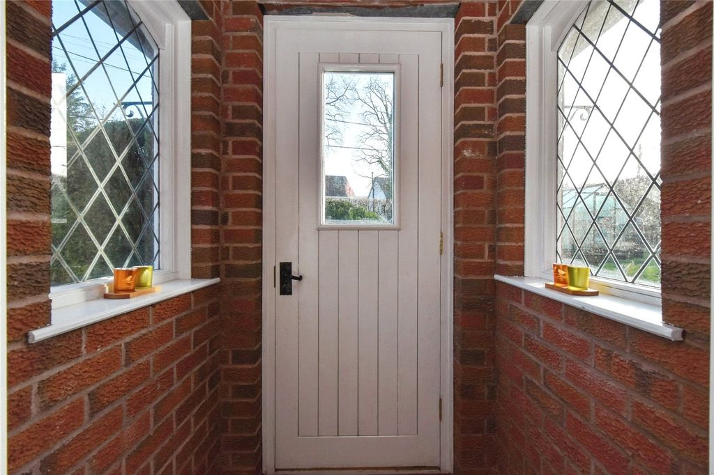 Property photo 3 of 23 Picture No. 21