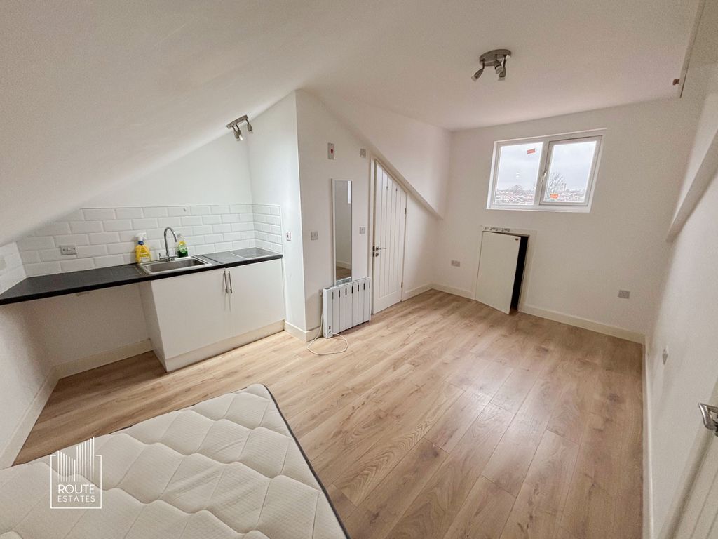 Property photo 2 of 6 Photo 2