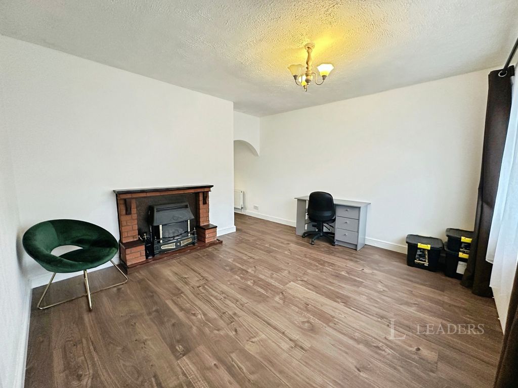 Property photo 2 of 27 Pbox-Img.Jpg