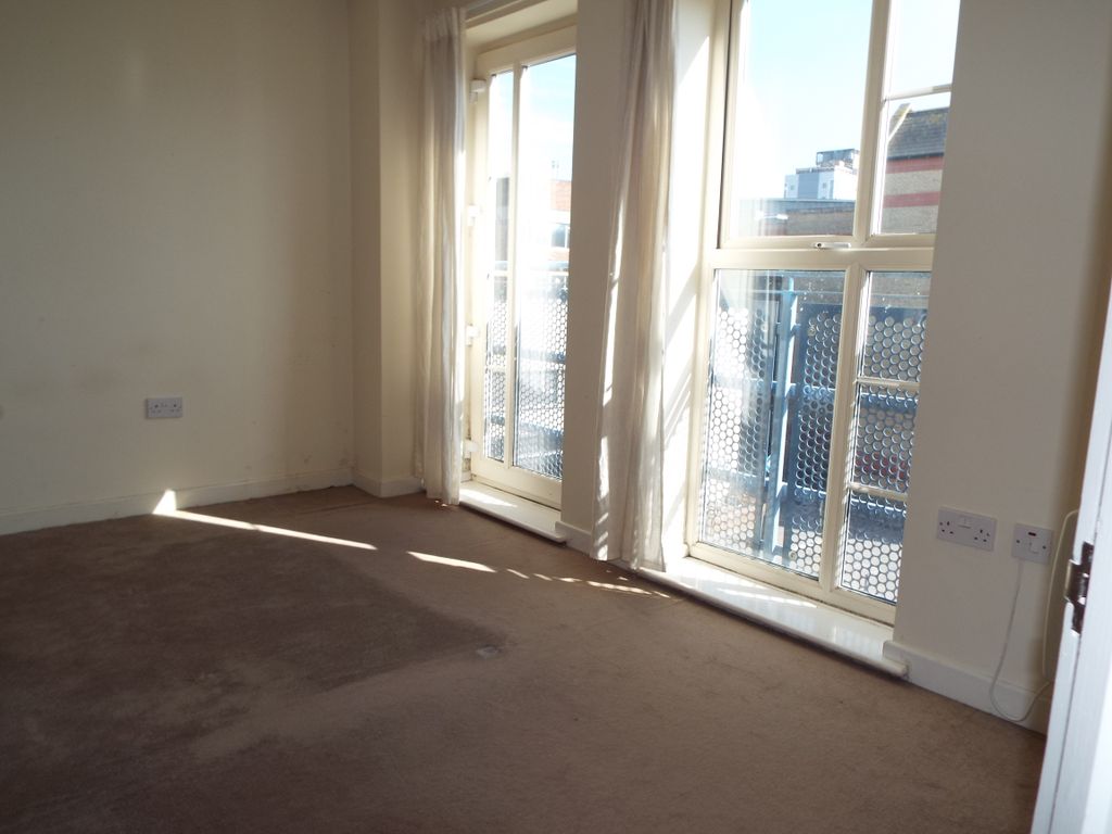 Property photo 3 of 5