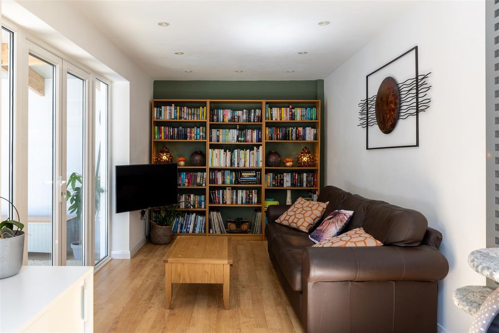 Additional image 10 of 5 bed detached house for saleBeckworth Close, Lindfield RH16