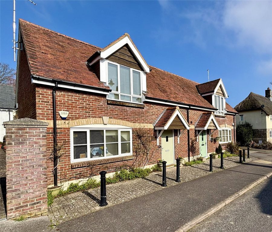 Property photo 2 of 19 Picture No. 09