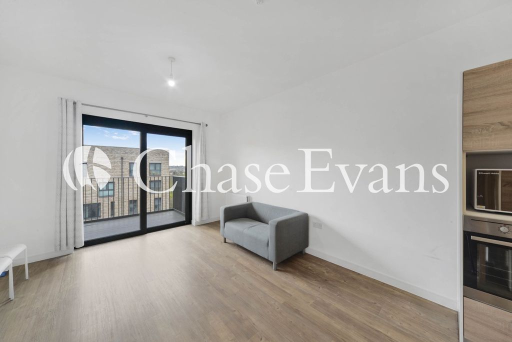 Property photo 1 of 12 Living Area