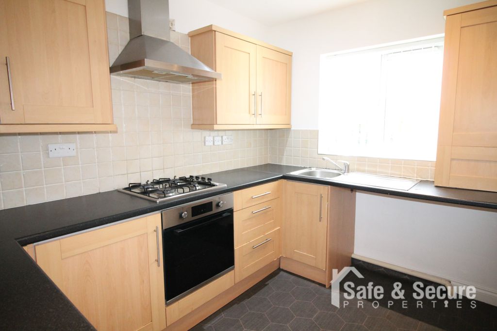 Property photo 2 of 15 Qs (6)