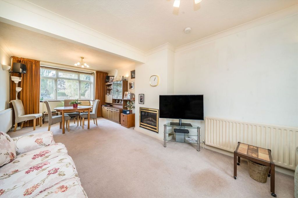 Property photo 2 of 7
