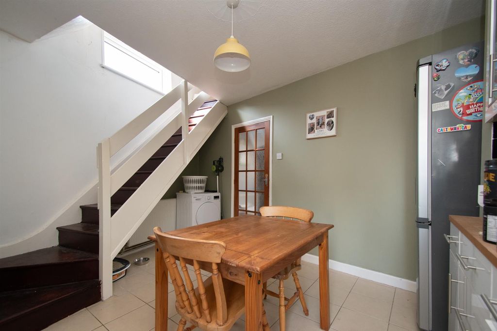 Property photo 2 of 14 Dining Room