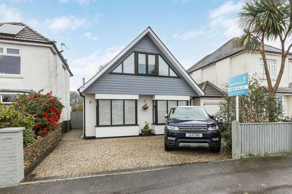 Property photo 1 of 25