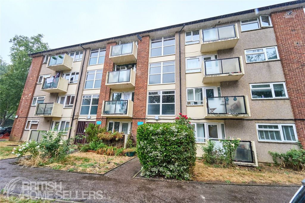 Property photo 1 of 14 Picture No. 04