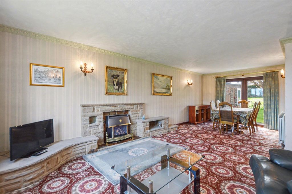 Property photo 3 of 18 Picture No. 04