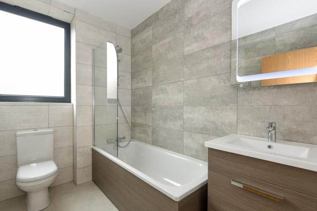 Property photo 2 of 5 Bathroom